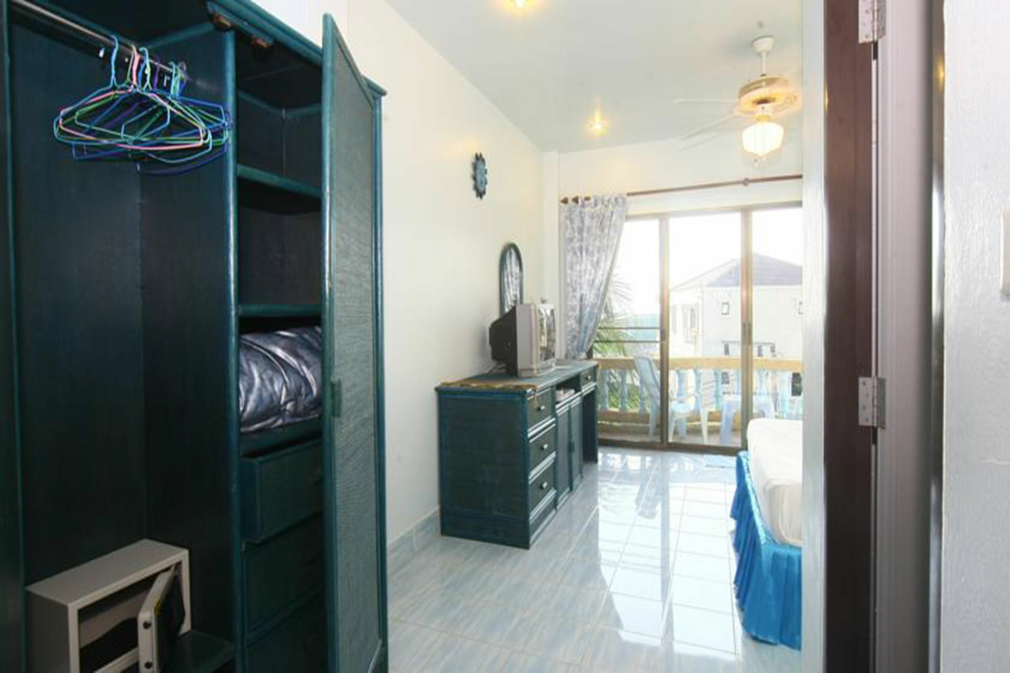 Patong Sunbeach Mansion Eksteriør billede